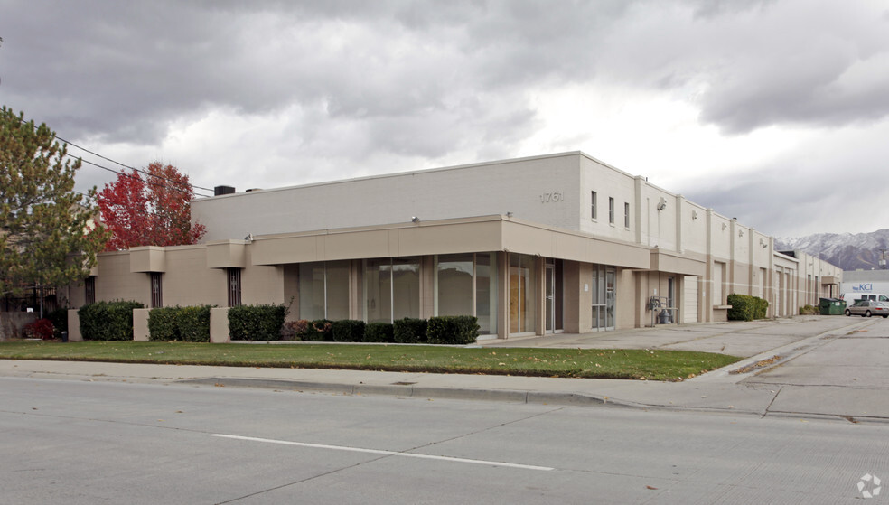 1761 S 900 W, Salt Lake City, UT for lease - Primary Photo - Image 1 of 5