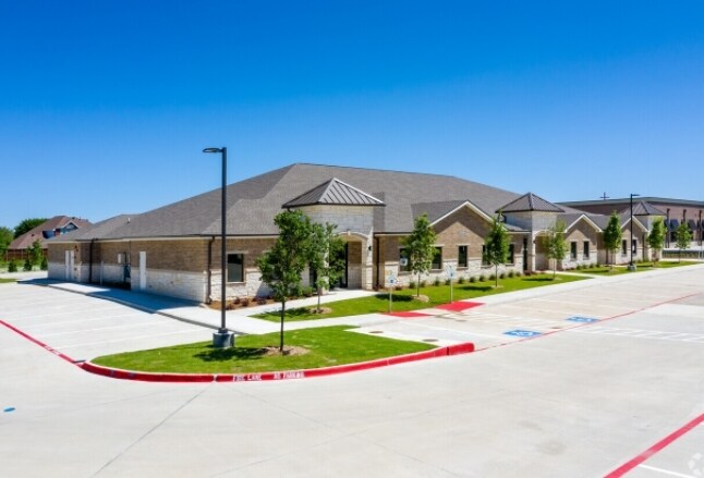 12530 Lebanon Rd, Frisco, TX à louer - Photo du bâtiment - Image 2 de 11