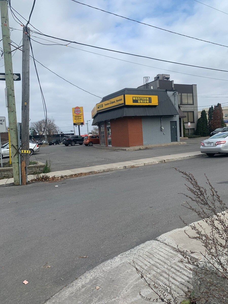 3890 Boul Samson, Laval, QC for sale Primary Photo- Image 1 of 1