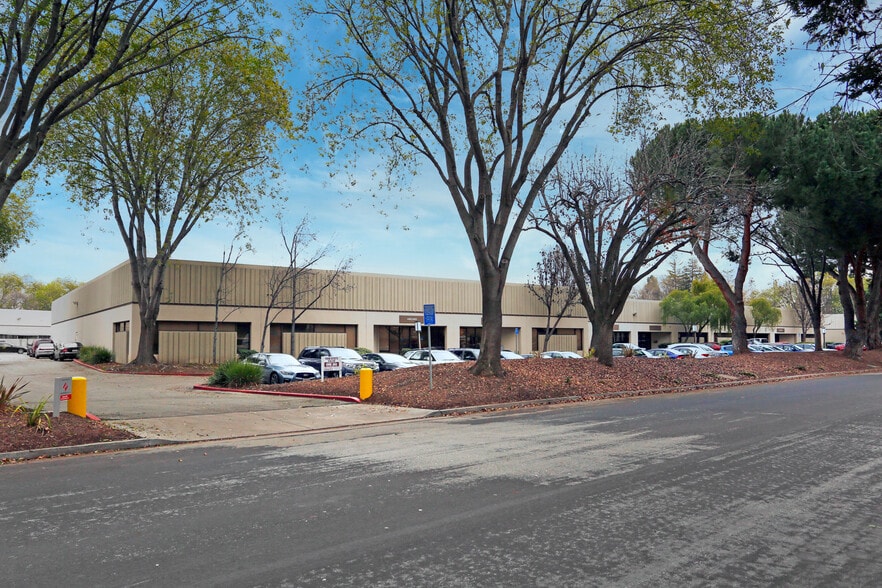 2142-2156 Paragon Dr, San Jose, CA for lease - Primary Photo - Image 1 of 4