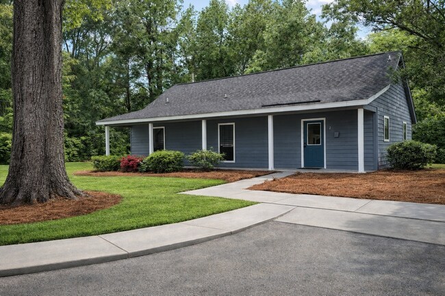 Plus de détails pour 421 Barony St, Moncks Corner, SC - Bureau à vendre
