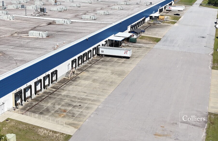 2000 Carolina Pines Dr, Blythewood, SC à louer - Photo du bâtiment - Image 3 de 6