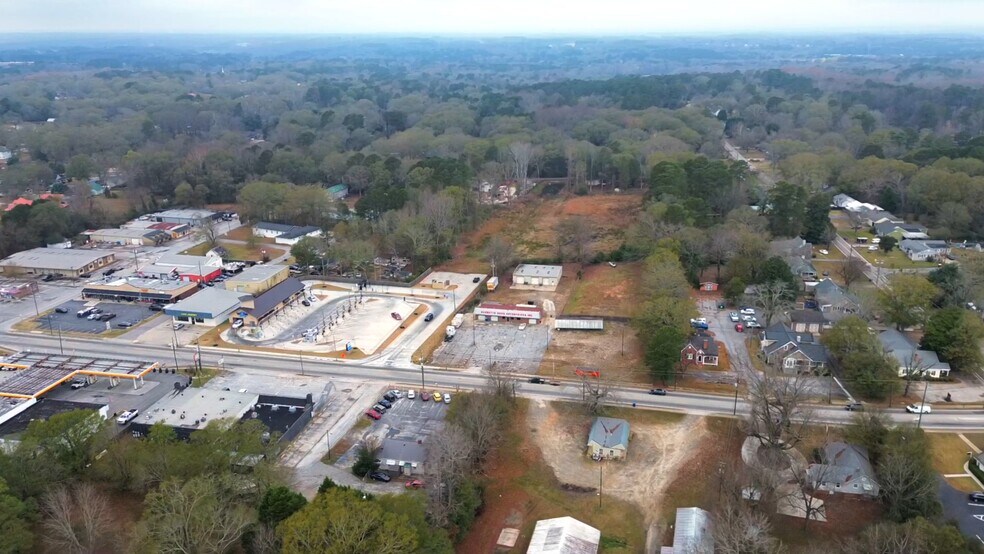 250 N Broad St, Winder, GA à vendre - Vidéo sur l’inscription commerciale - Image 2 de 7