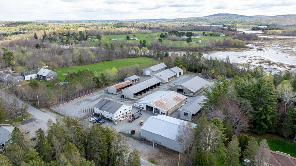 60 Fowler Rd, Orrington, ME à vendre - Photo du bâtiment - Image 3 de 7