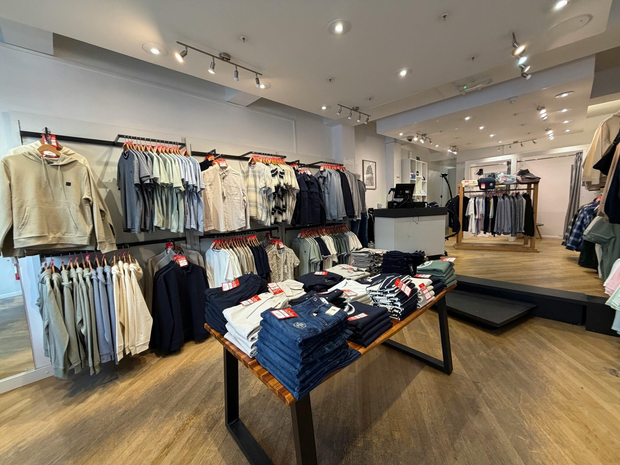 256 High St, Lincoln for lease Interior Photo- Image 1 of 5