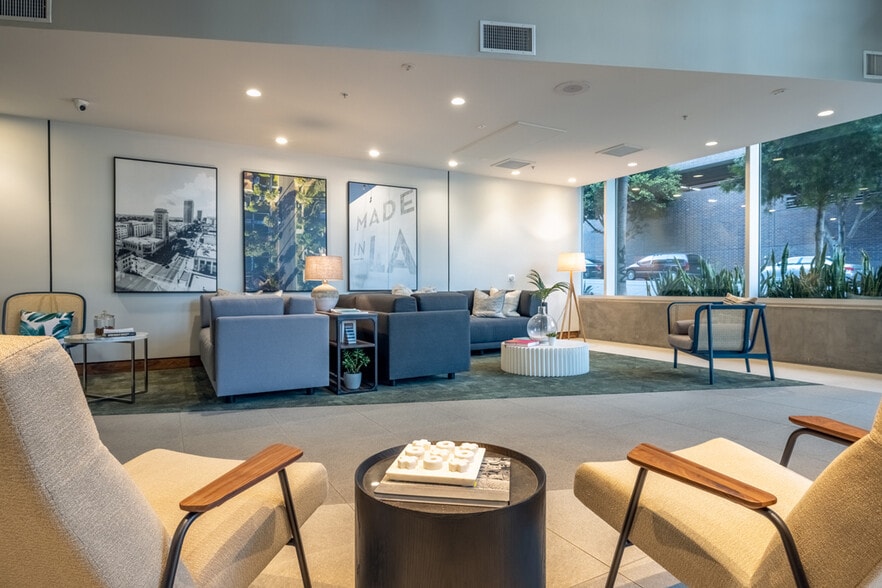 1111 Wilshire Blvd, Los Angeles, CA for lease - Building Photo - Image 3 of 22