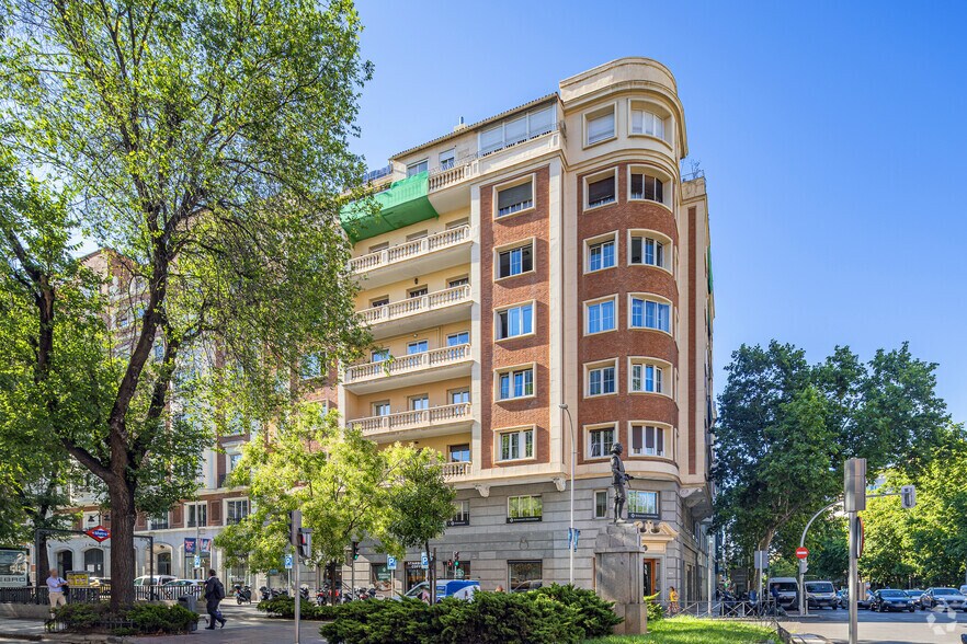 Calle de Velázquez, 92, Madrid, Madrid à louer - Photo du bâtiment - Image 2 de 4