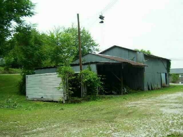 924 Moody Rd, Jefferson City, TN à louer - Photo du bâtiment - Image 2 de 5
