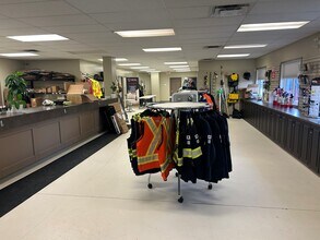 18 Burnt Valley Ave, Red Deer, AB à vendre Photo intérieure- Image 2 de 15