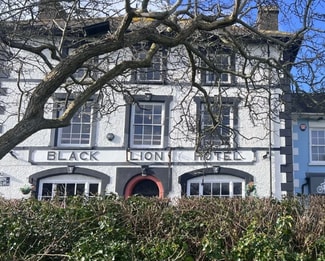 Plus de détails pour Sgwar Alban, Aberaeron - Commerce de détail à vendre