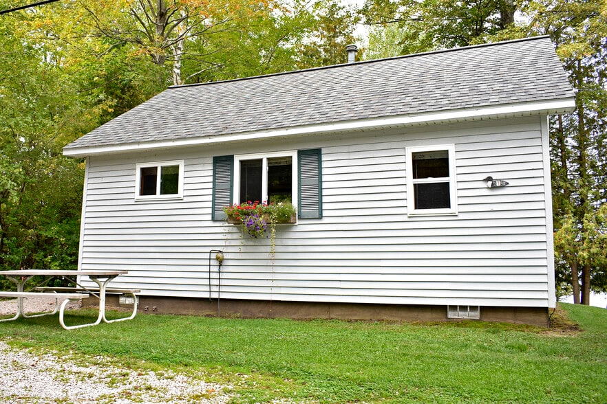 W18070 County Rd, Germfask, MI for sale - Building Photo - Image 2 of 10