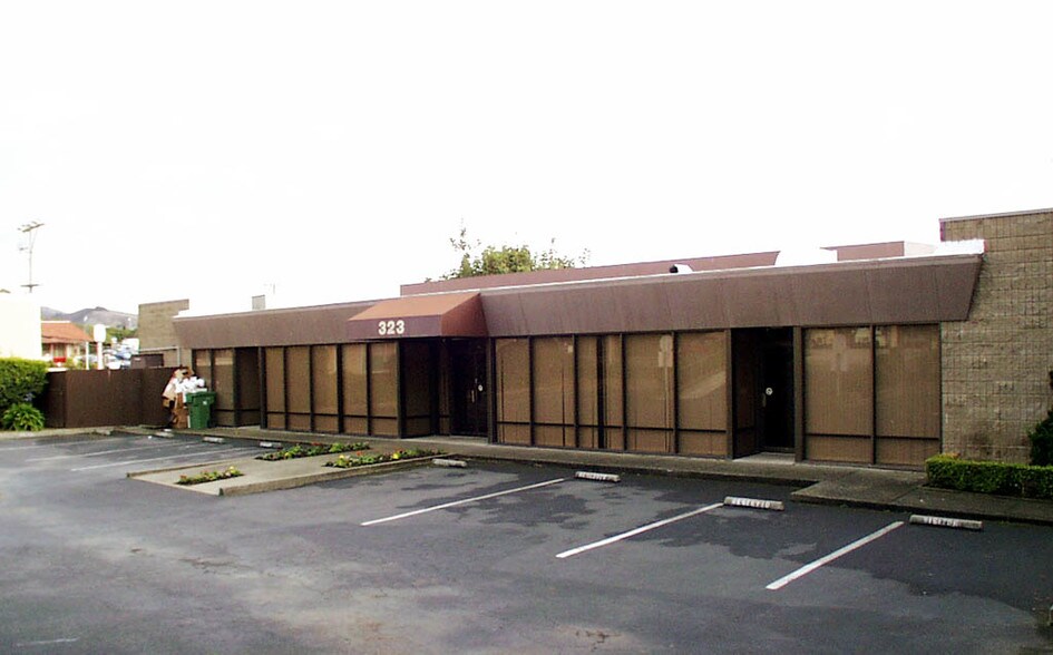 323 89th St, Daly City, CA for lease - Building Photo - Image 2 of 16