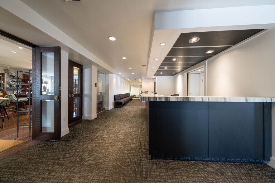 31409 Southfield Rd, Beverly Hills, MI à vendre - Photo du bâtiment - Image 3 de 4