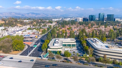 5550 Topanga Canyon Blvd, Woodland Hills, CA - Aérien  Vue de la carte