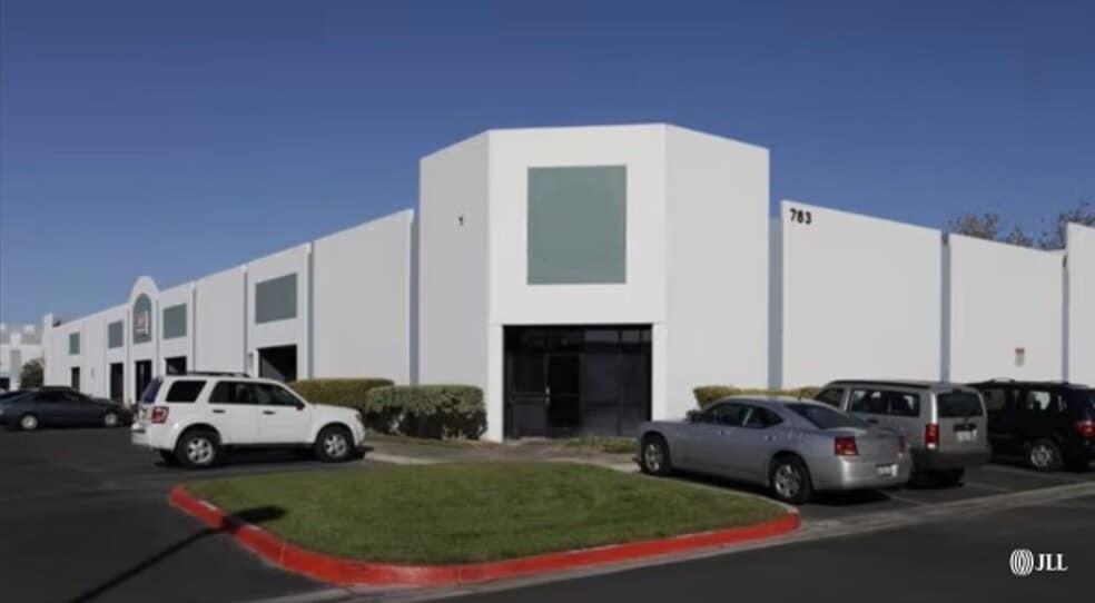 783 Palmyrita Ave, Riverside, CA for lease - Building Photo - Image 1 of 8