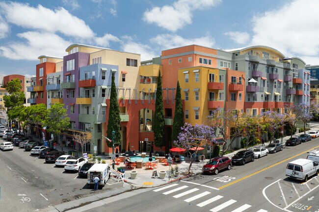 Plus de détails pour 1501 India St, San Diego, CA - Commerce de détail à louer