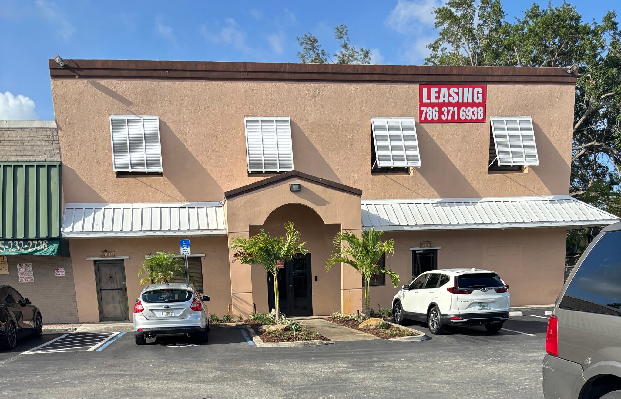9501 SW 160th St, Miami, FL for lease Primary Photo- Image 1 of 8