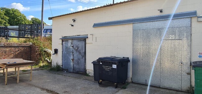 More details for Church Ln, Horsham - Industrial for Lease