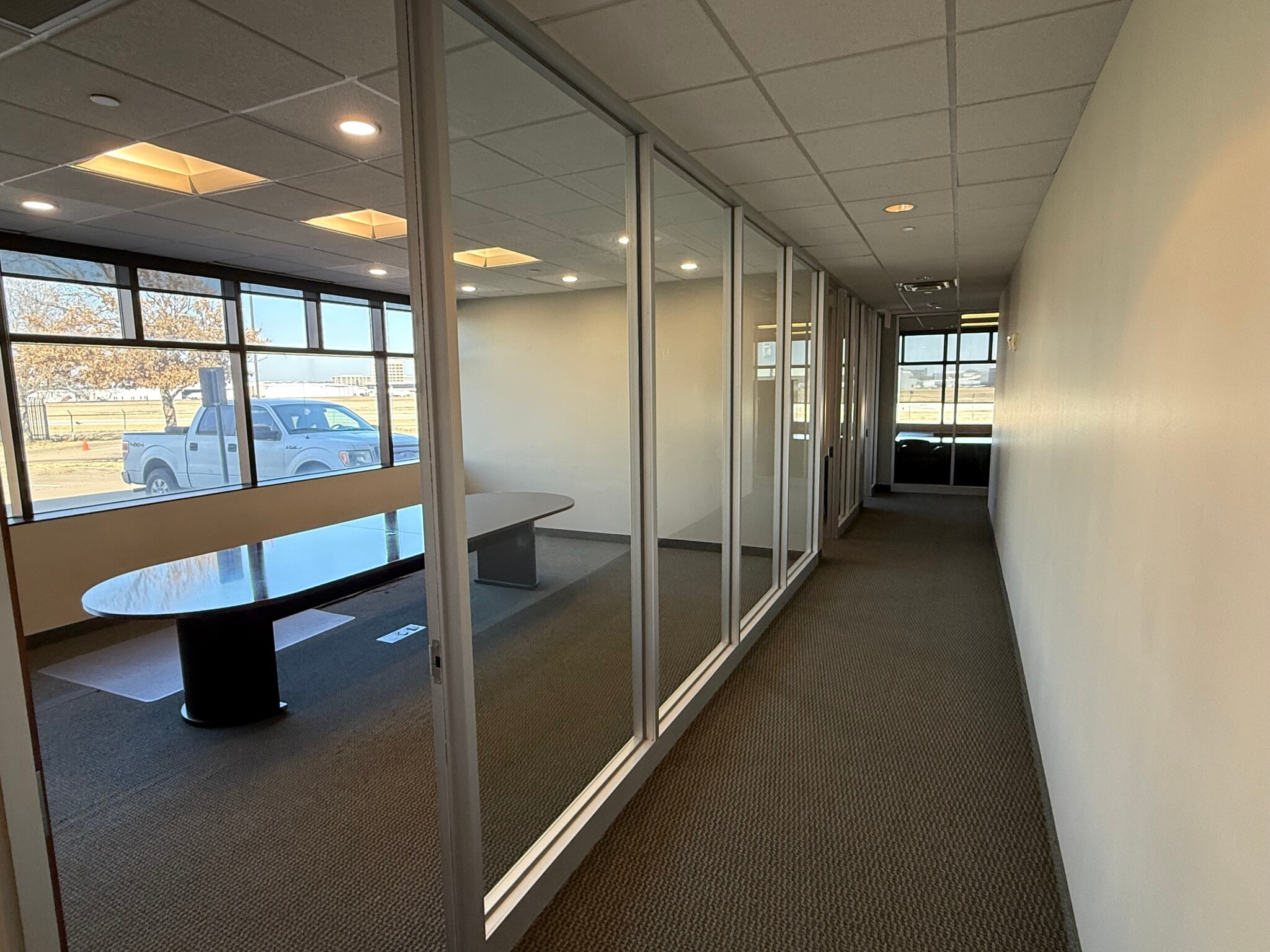 15900 Dooley Rd, Addison, TX for lease Interior Photo- Image 1 of 10