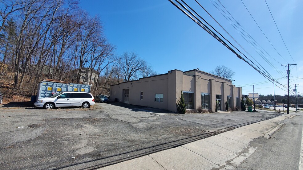 2420 Rt 52, Pine Bush, NY for sale - Building Photo - Image 2 of 23
