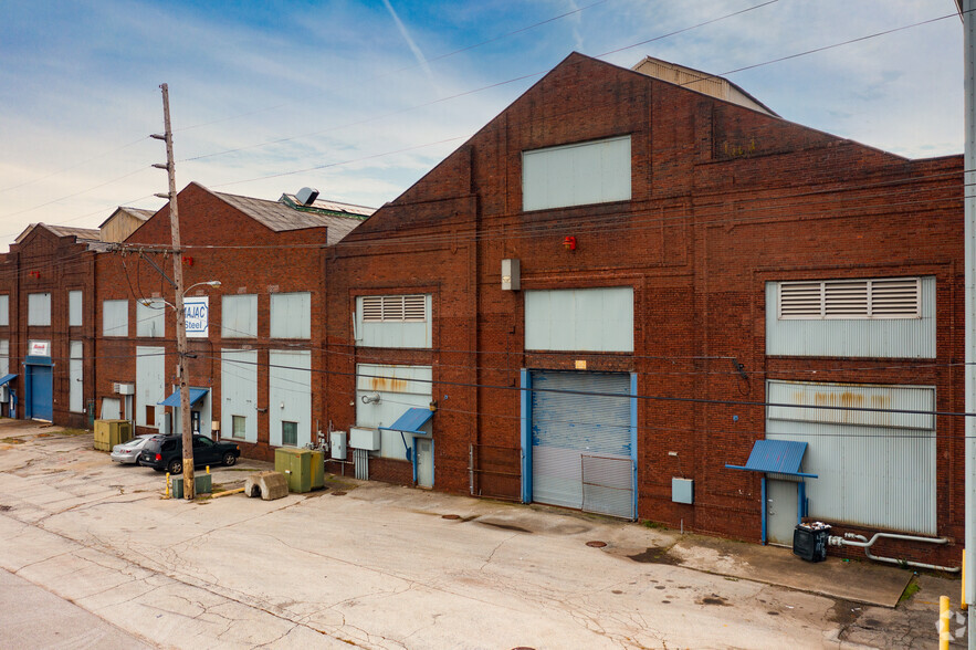 425 W 151st St, East Chicago, IN for sale - Building Photo - Image 1 of 1