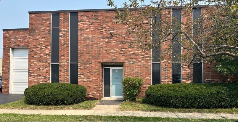 23040 Schoenherr Rd, Warren, MI à vendre - Photo principale - Image 1 de 10