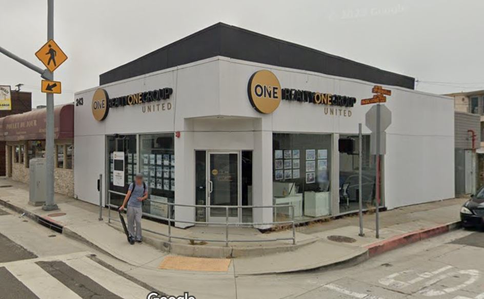 243 Pacific Coast Hwy, Hermosa Beach, CA for lease - Building Photo - Image 1 of 6