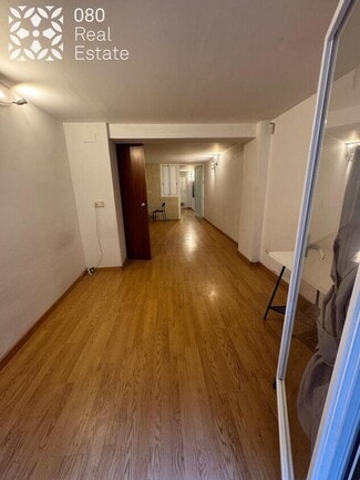 Plus de détails pour Multi-résidentiel à vendre