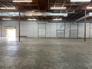 4352 S 91st East Ave, Tulsa, OK for lease Interior Photo- Image 2 of 5