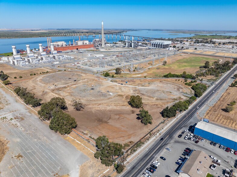 3201 Wilbur Ave, Antioch, CA à louer - Aérien - Image 2 de 4