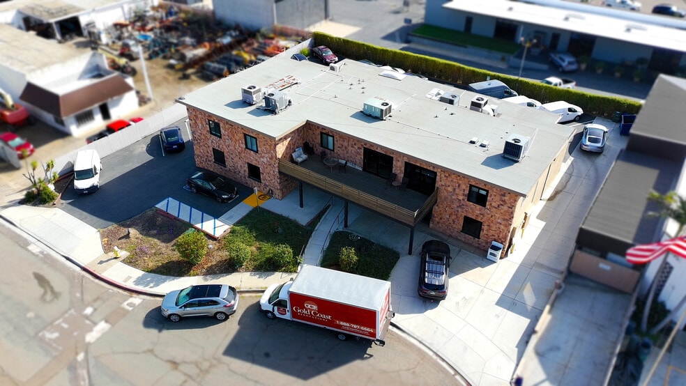 7667 Vickers St, San Diego, CA for sale - Building Photo - Image 2 of 24