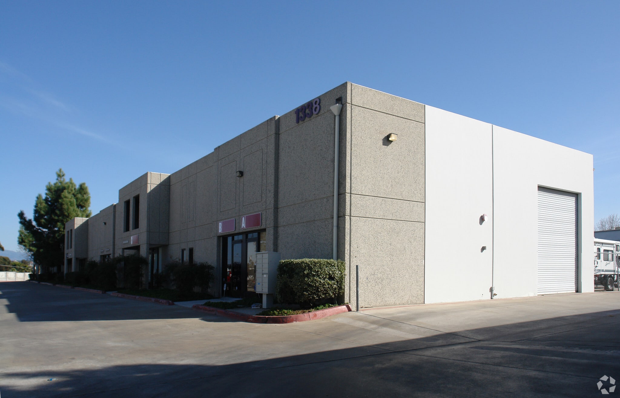 1334 N Melrose Dr, Vista, CA for lease Primary Photo- Image 1 of 16