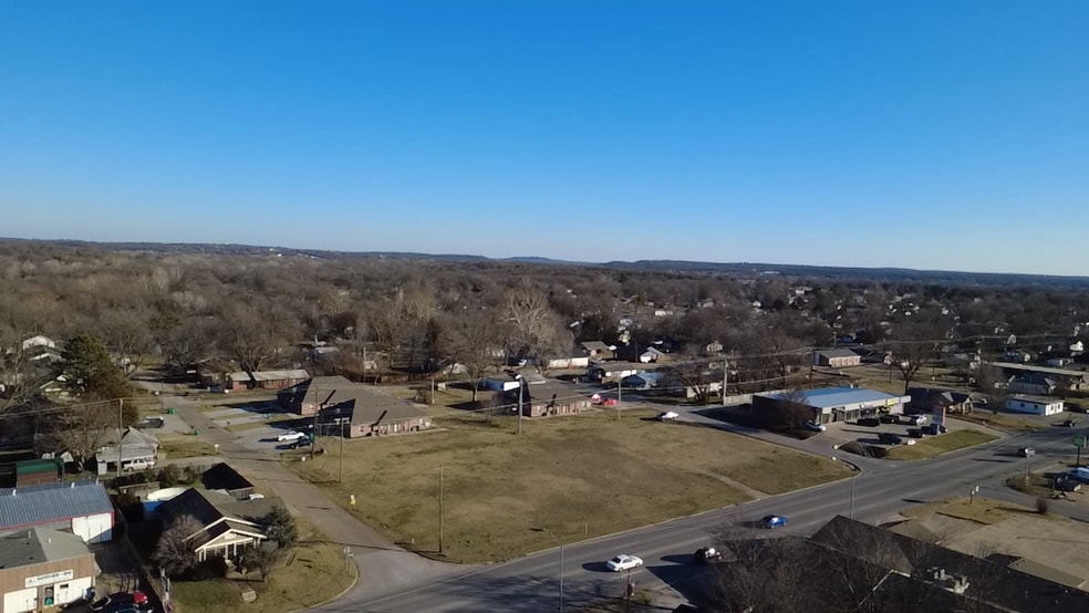 1225 S Main St, Sapulpa, OK for sale - Building Photo - Image 2 of 4