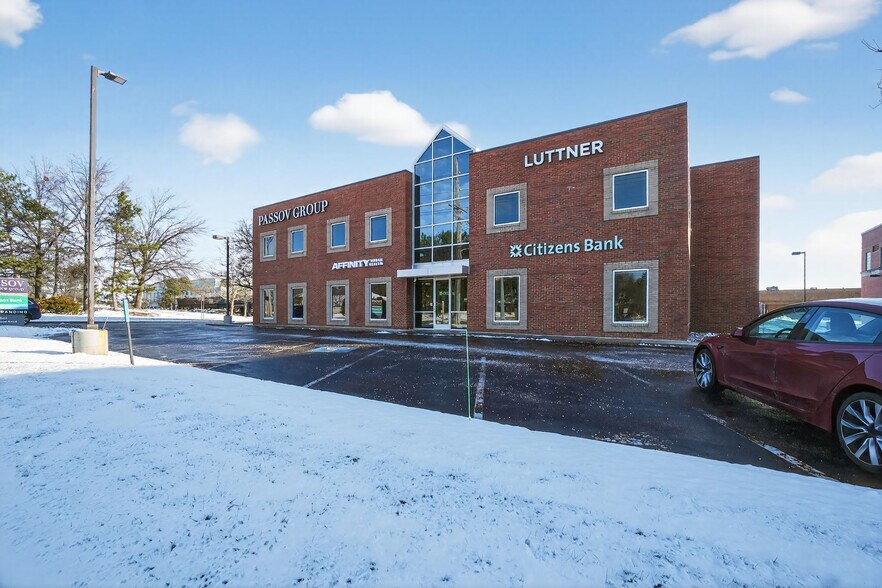 3401 Richmond Rd, Beachwood, OH à louer - Photo du bâtiment - Image 2 de 18