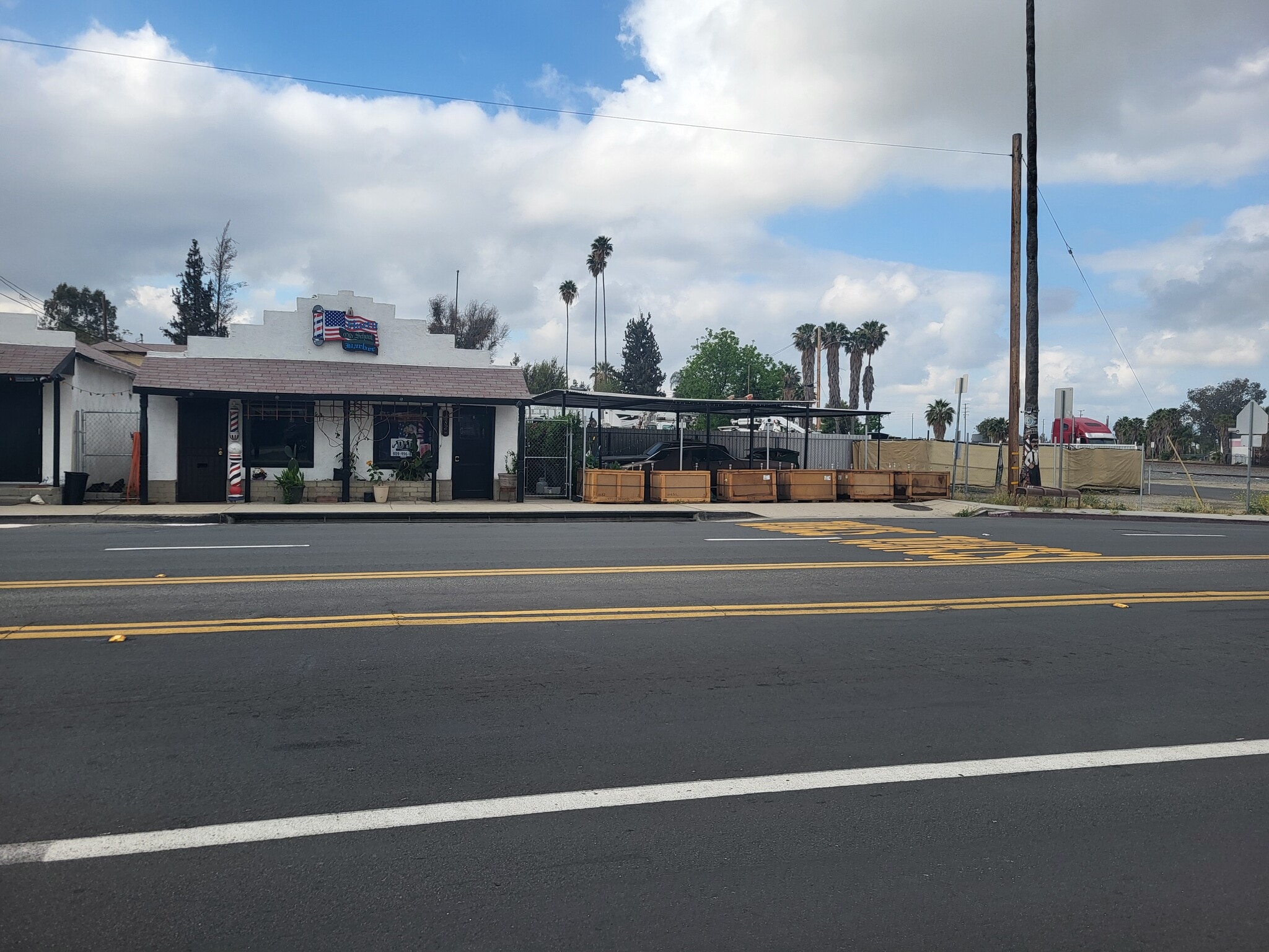 982 Center St, Riverside, CA à vendre Photo principale- Image 1 de 7