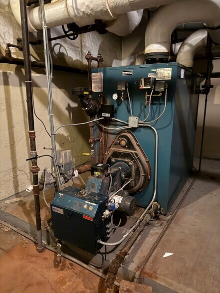 100 Lafayette St, York, PA à vendre - Photo du bâtiment - Image 2 de 41