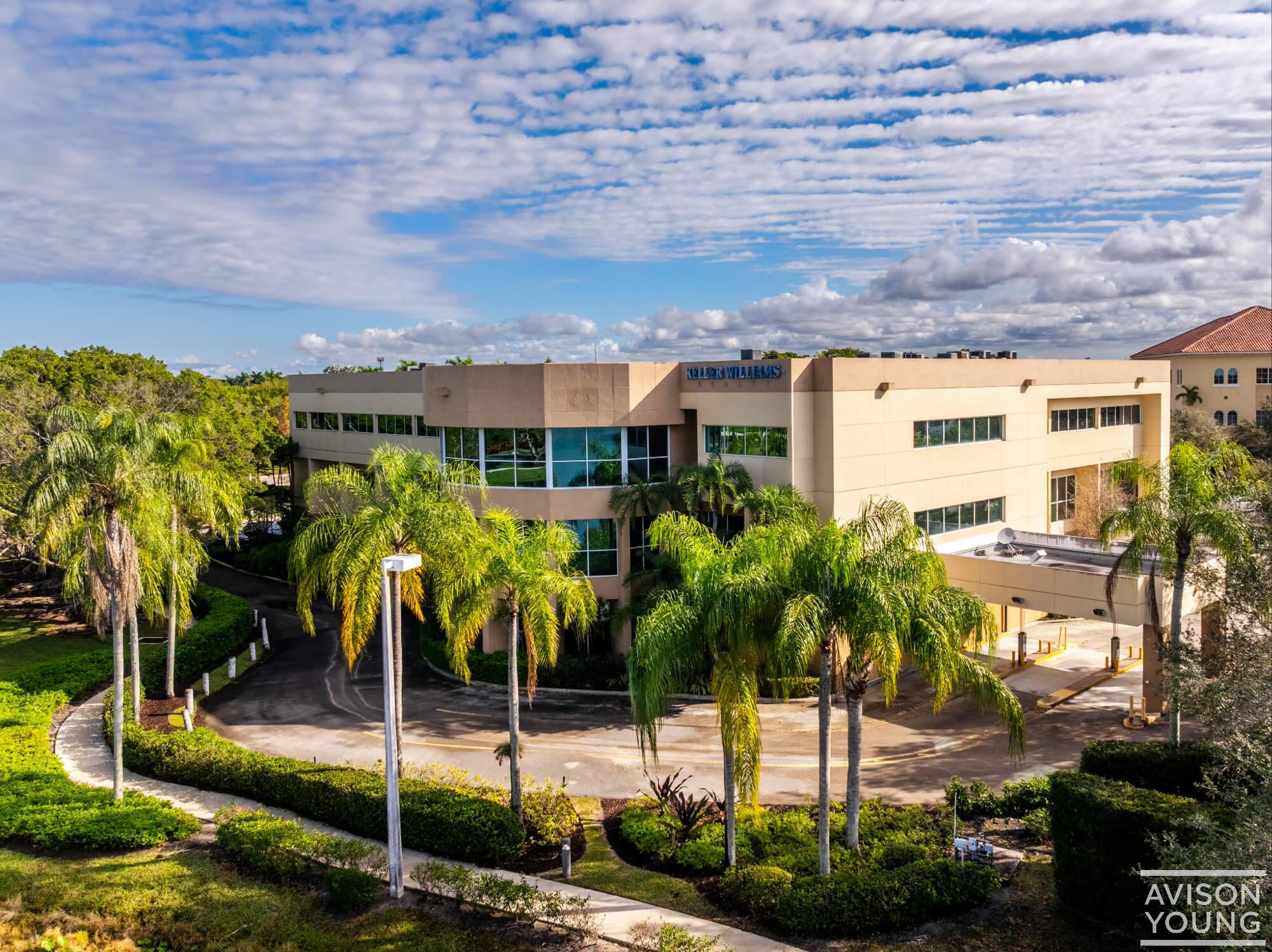 1625 N Commerce Pky, Weston, FL for sale Primary Photo- Image 1 of 18