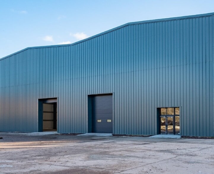 Telegraph Ln, Exeter for lease - Building Photo - Image 2 of 3