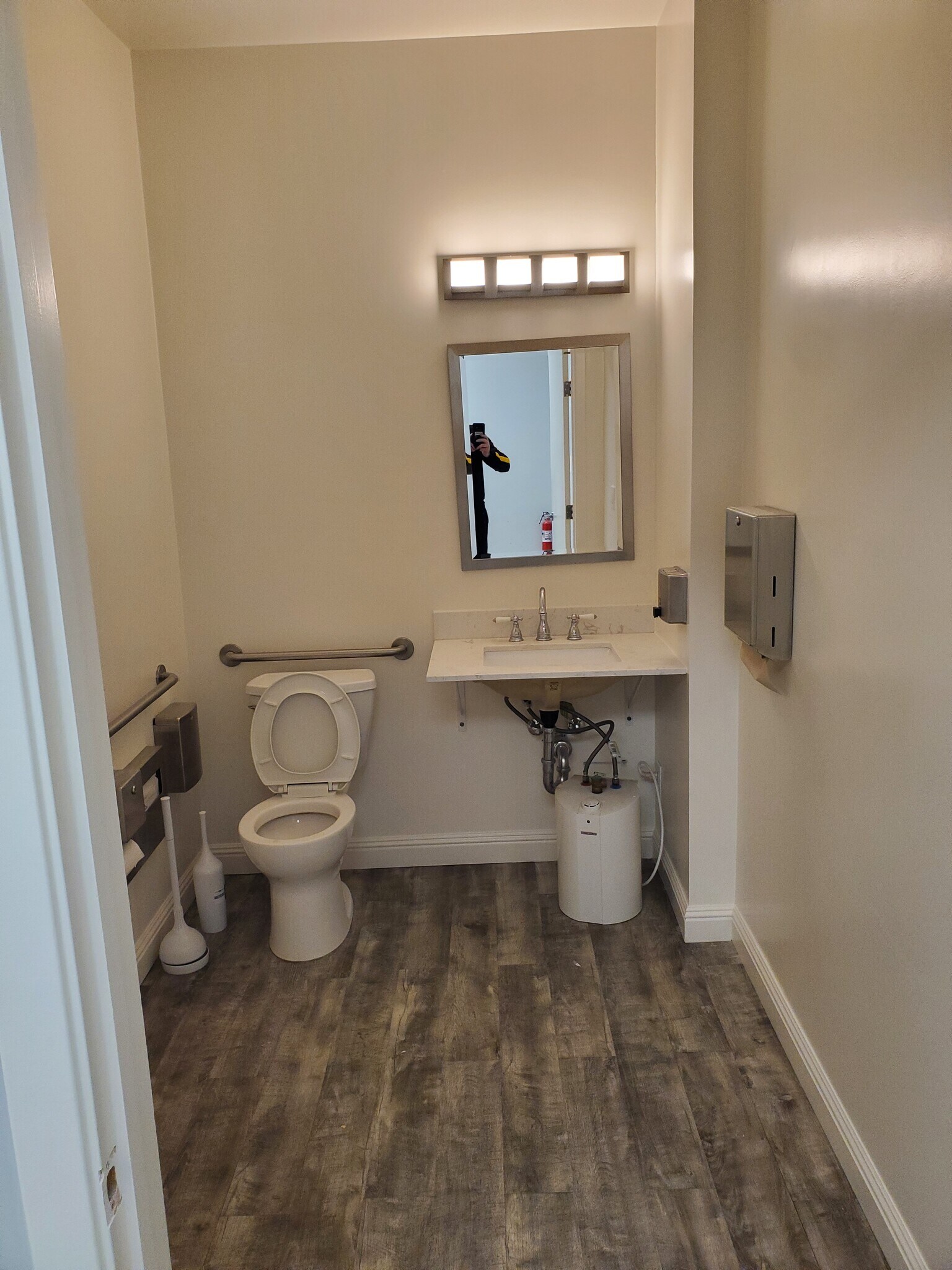 822 Hartz Way, Danville, CA à louer Photo intérieure- Image 1 de 4