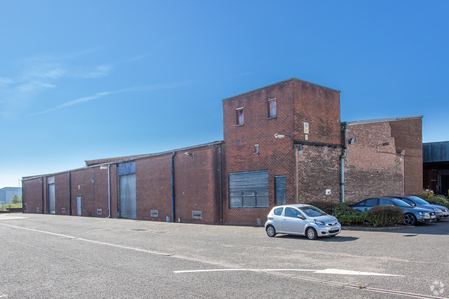 100 Borron St, Glasgow for lease - Building Photo - Image 2 of 5