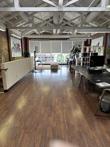 33-35 E Colorado Blvd, Pasadena, CA for lease - Interior Photo - Image 1 of 5