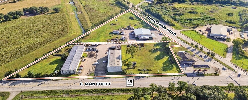 4430 Dixie Farm Rd, Pearland, TX for sale - Primary Photo - Image 1 of 10