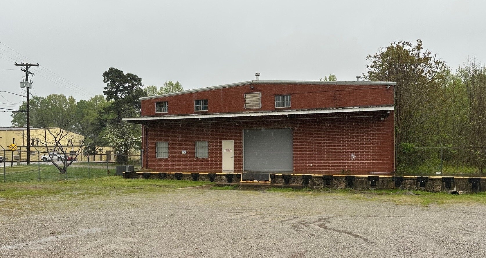 121 Maxine Rd, Danville, VA for sale Primary Photo- Image 1 of 12
