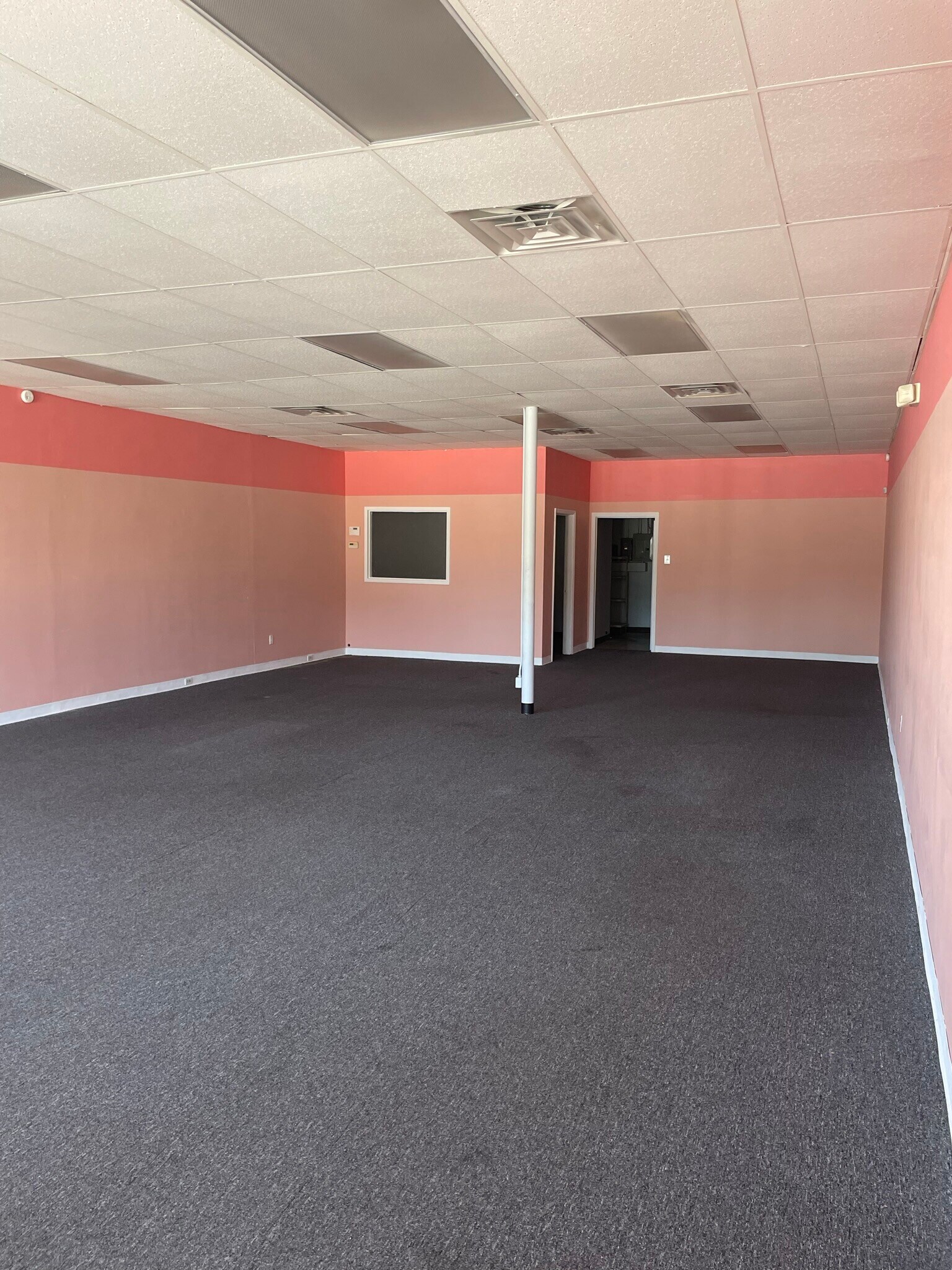 6127-6163 W FM-1960, Houston, TX à louer Photo du bâtiment- Image 1 de 2