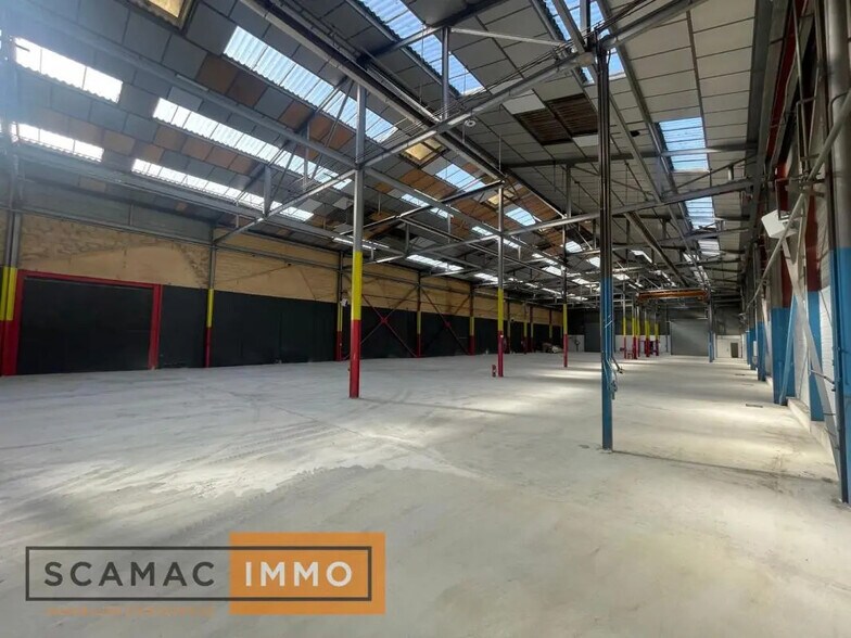 Industrial in Corbeil-Essonnes for lease - Interior Photo - Image 3 of 11