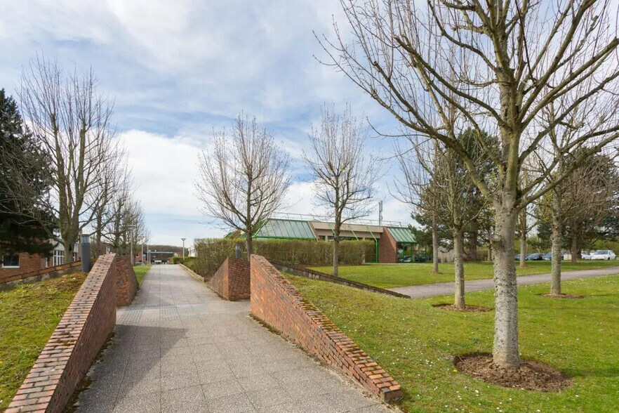 4 Route De Gisy, BIÈVRES à louer - Photo du bâtiment - Image 3 de 7