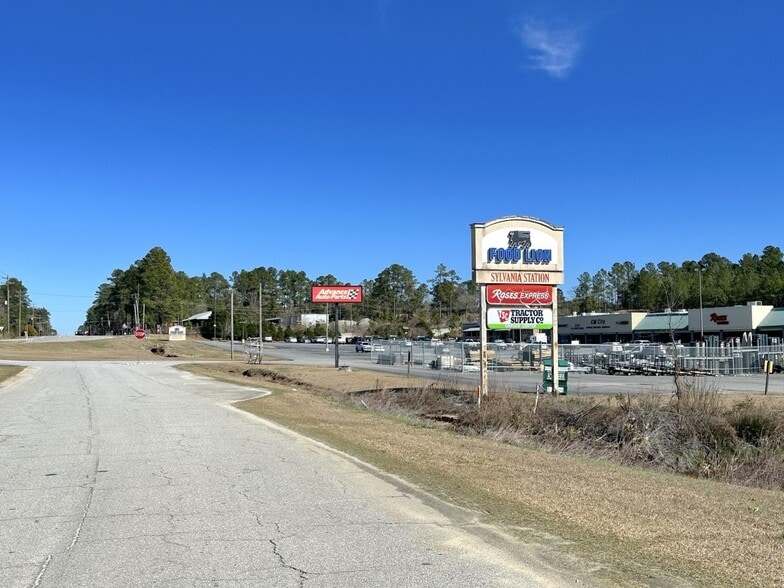 1129 Ogeechee rd, Savannah, GA for lease - Building Photo - Image 2 of 9