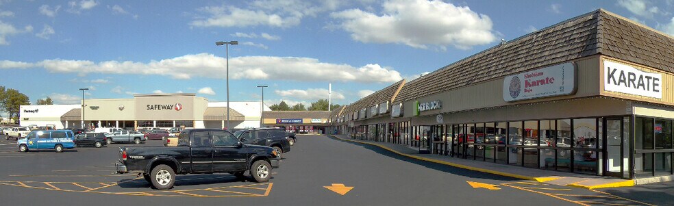 12102-12200 E Mississippi Ave, Aurora, CO à vendre - Photo du bâtiment - Image 1 de 1