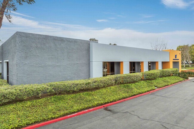 Plus de détails pour 1071 Camelback St, Newport Beach, CA - Bureau à louer