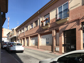 Calle De La Paloma, 40, Algete, Madrid for lease Interior Photo- Image 1 of 1